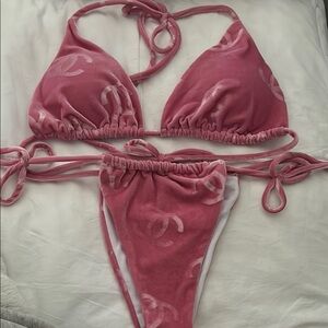 Authentic bubblegum pink vintage Chanel velour 2 piece string bikini w/ dust bag
